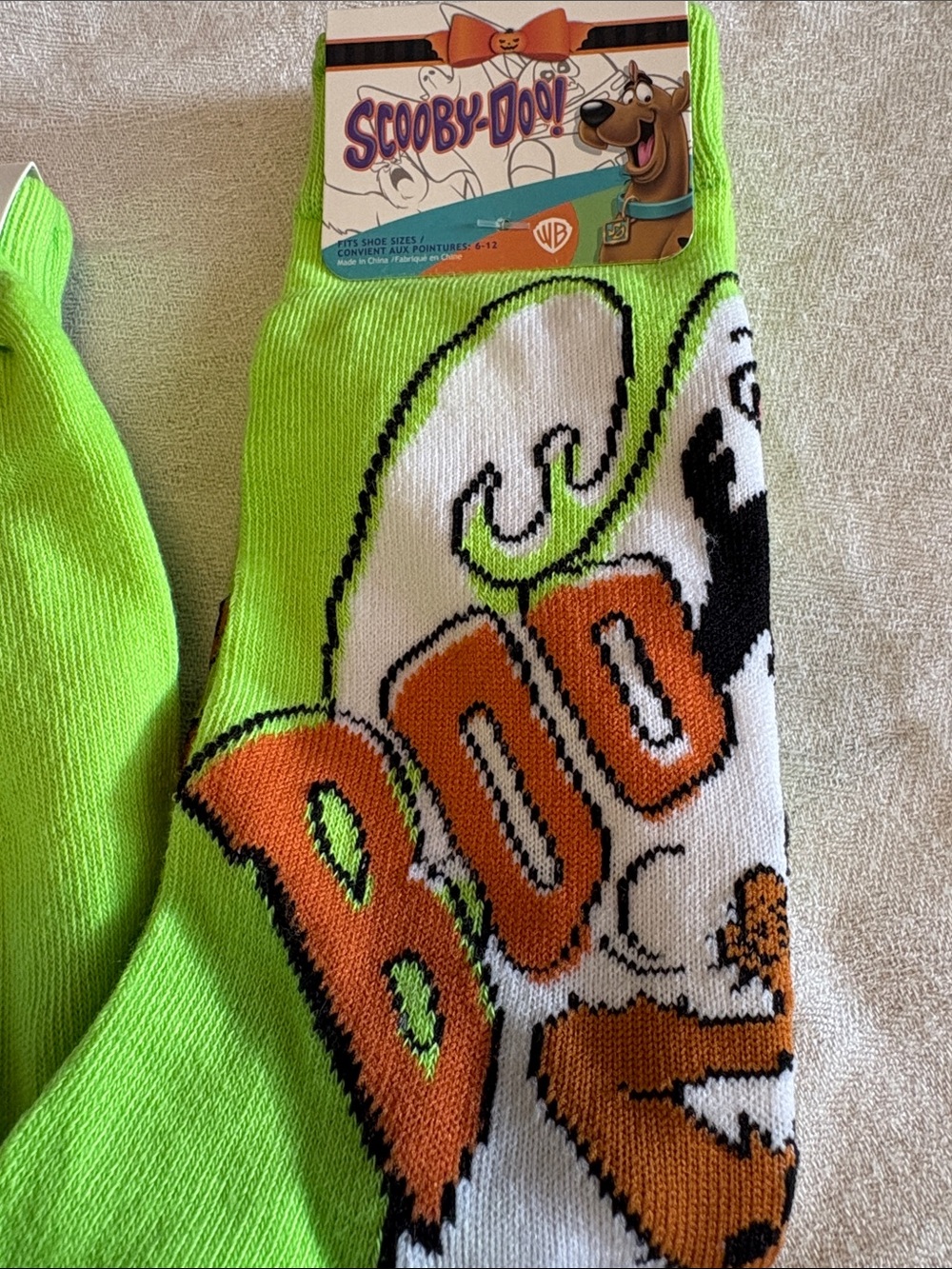 Scooby-Doo Unisex Boo Halloween Socks Neon Green Ghost Graphic Size 6-12 NEW